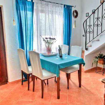 Aldo Garden View Apartment *