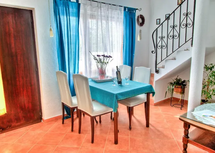 Aldo Garden View Apartment *