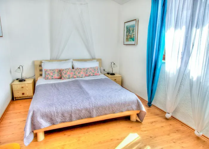 Aldo Garden View Apartment *